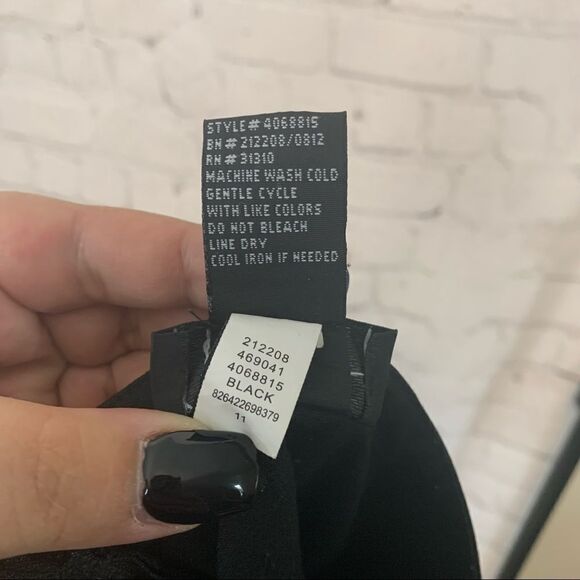 Is Byer | Black midi skirt | size 11 - Picture 7 of 7